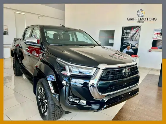 TOYOTA HILUX 2025