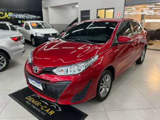 TOYOTA YARIS 2021