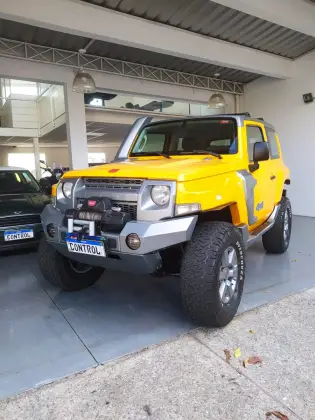 TROLLER T4 2015