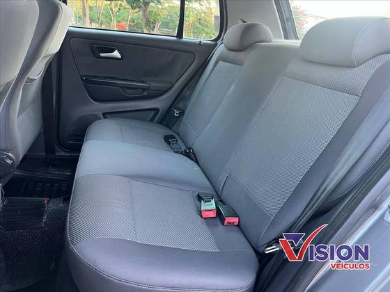 VOLKSWAGEN FOX 2012