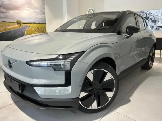VOLVO EX30 2024