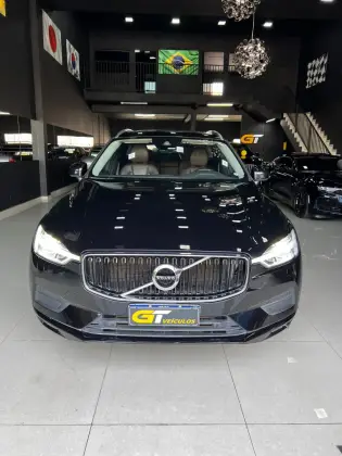 VOLVO XC60 2020