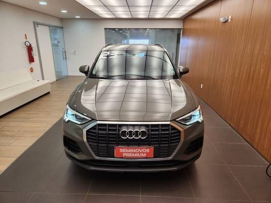 AUDI Q3 2023