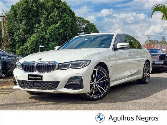 BMW 330e 2021