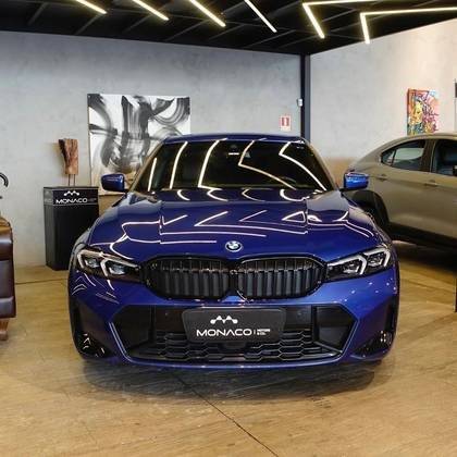 BMW 330e 2023