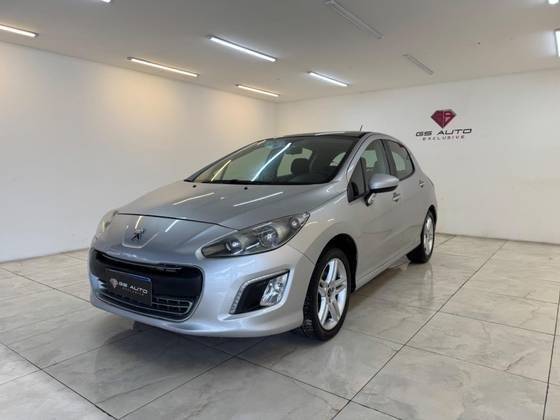 PEUGEOT 208 2014