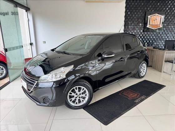 PEUGEOT 208 2015