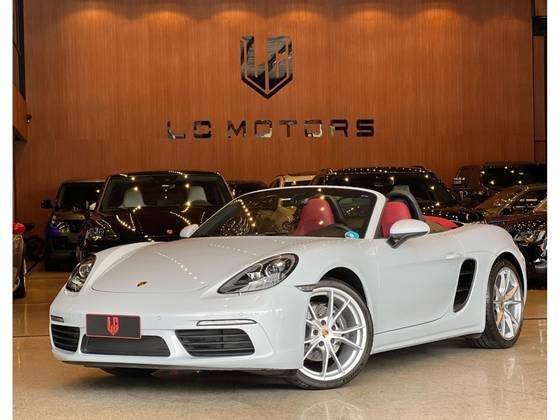 PORSCHE 718 2023