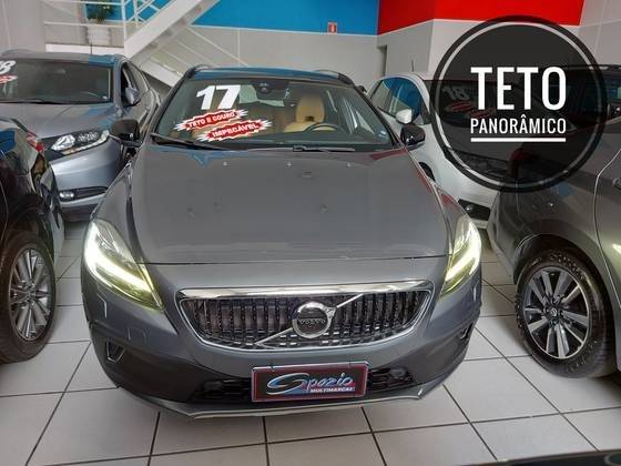 VOLVO V40 2017