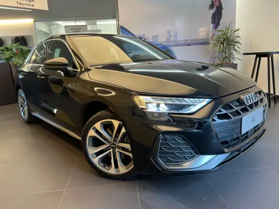 AUDI A3 2025