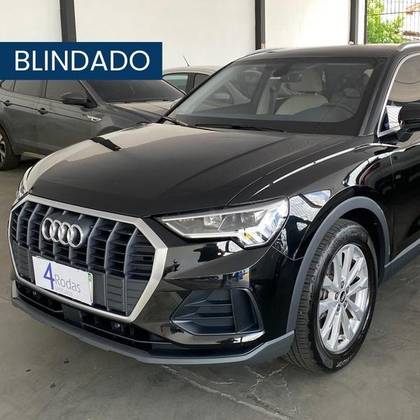 AUDI Q3 2021