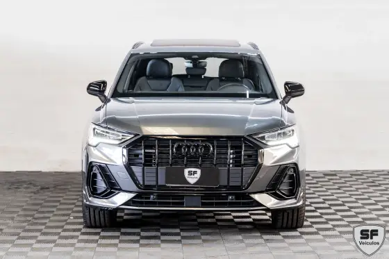AUDI Q3 2024