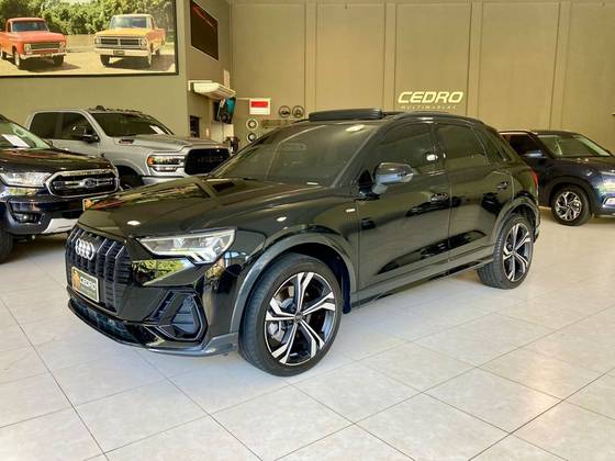 AUDI Q3 2024