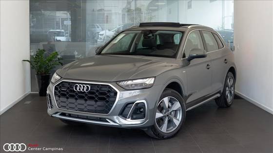 AUDI Q5 2025