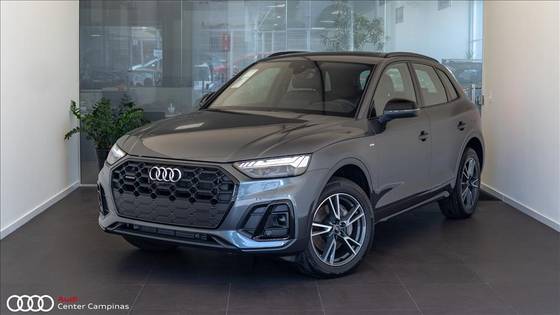 AUDI Q5 2025