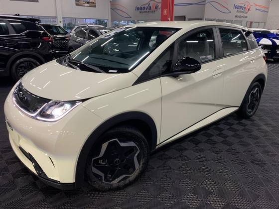BYD DOLPHIN 2025