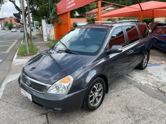 KIA CARNIVAL 2015