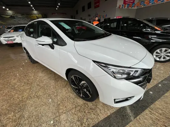 NISSAN VERSA 2025
