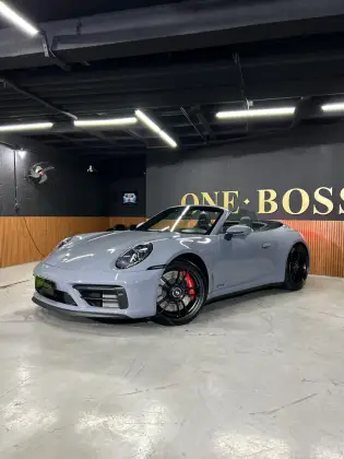 PORSCHE 911 2023