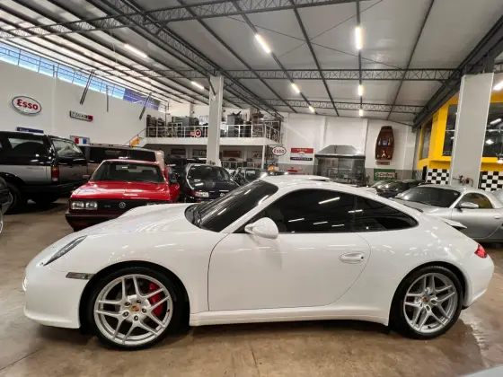 PORSCHE 911 2010