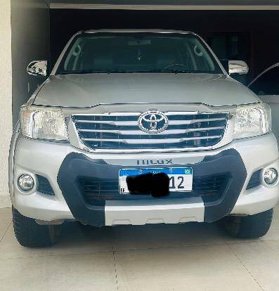 TOYOTA HILUX 2014