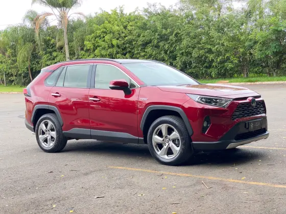 TOYOTA RAV4 2020
