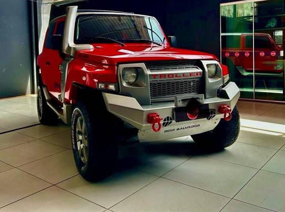 TROLLER T4 2015