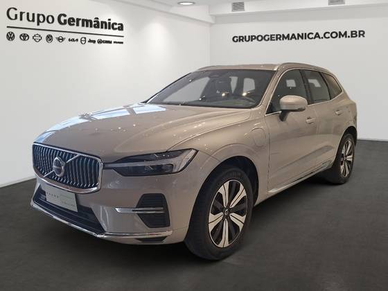 VOLVO XC60 2023