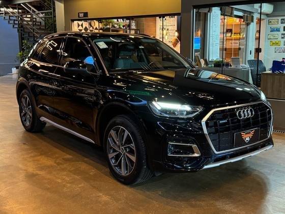 AUDI Q5 2021