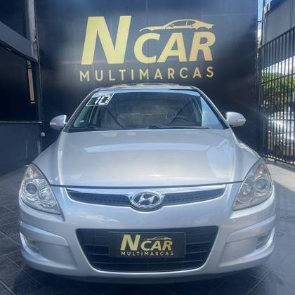 HYUNDAI I30 2010