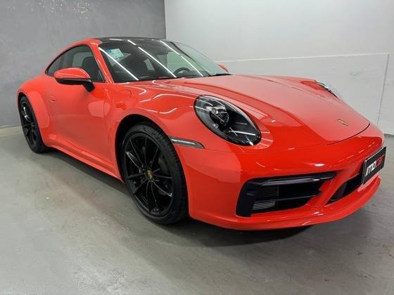 PORSCHE 911 2020