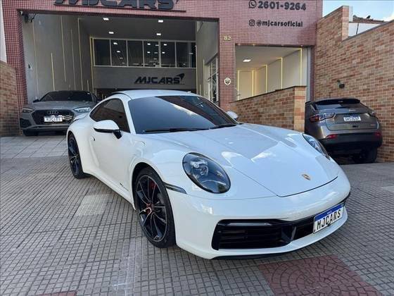 PORSCHE 911 2020