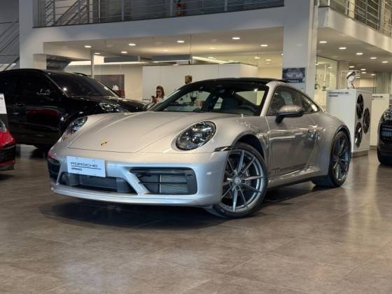 PORSCHE 911 2024