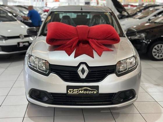 RENAULT LOGAN 2018
