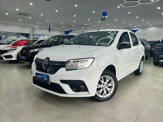 RENAULT LOGAN 2024