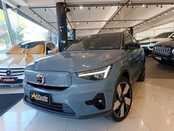 VOLVO C40 2022