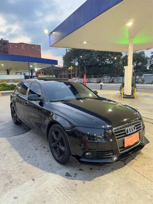 AUDI A4 2010