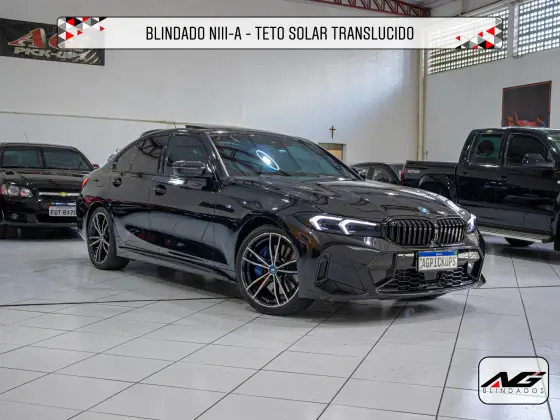 BMW 330e 2024