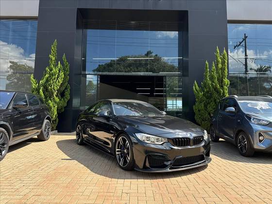 BMW M4 2015