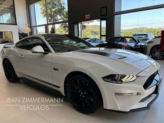 FORD MUSTANG 2020