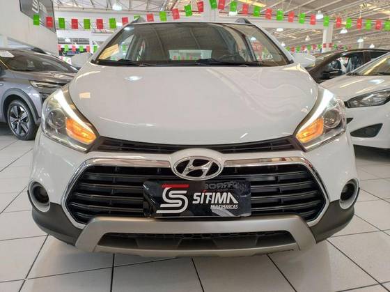 HYUNDAI HB20X 2017