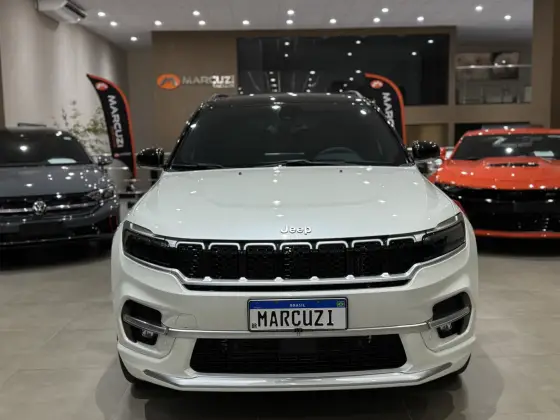 JEEP COMMANDER 2023