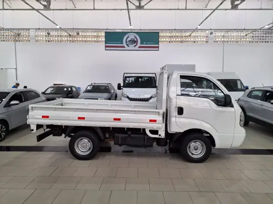 KIA BONGO 2011