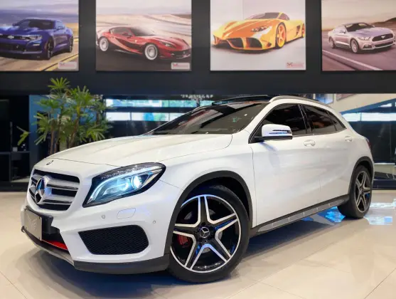 MERCEDES-BENZ GLA 250 2017