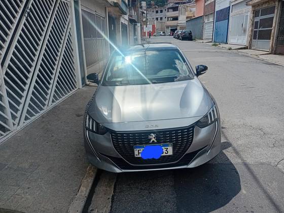 PEUGEOT 208 2023