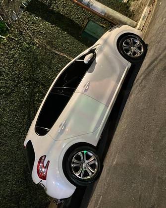PEUGEOT 208 2014