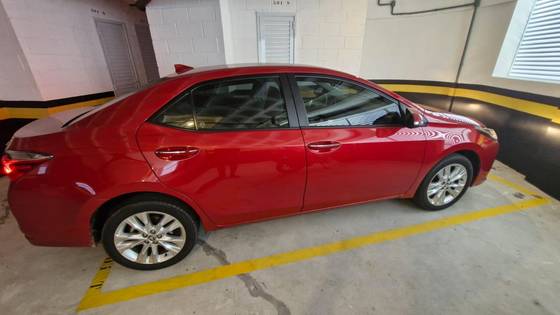 TOYOTA COROLLA 2018