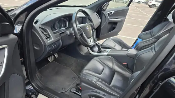 VOLVO XC60 2015