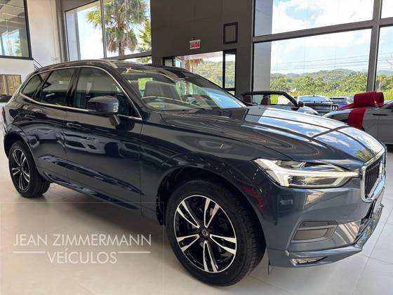 VOLVO XC60 2020