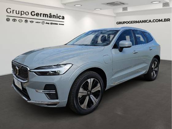 VOLVO XC60 2024